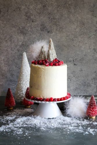 cranberry christmas cake
