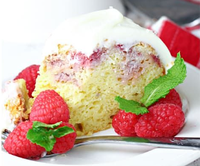 raspberry lemon bundt cake